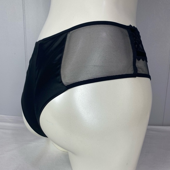 Victoria’s Secret Black Velvet Trim Mid-Rise Cheeky Panty - Picture 2 of 5